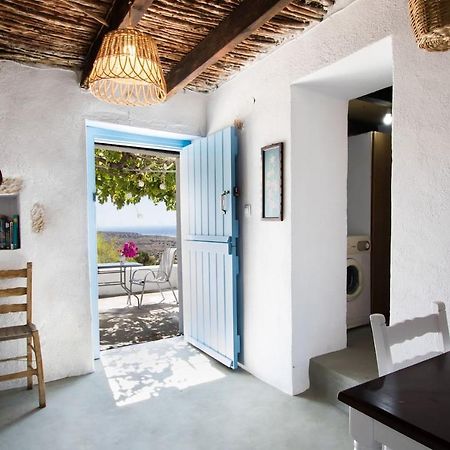 Vatha Traditional Cottage With A View Menetai Экстерьер фото